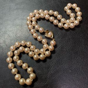 ⭐️3/$25 Vintage LCI Liz Claiborne Faux Cream Pearl Beaded Knotted Necklace
